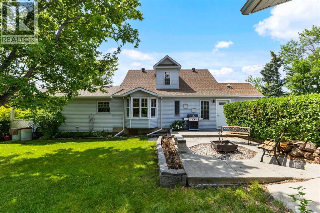 717 East Road, Standard, Alberta  T0J 3G0 - Photo 34 - A2282435