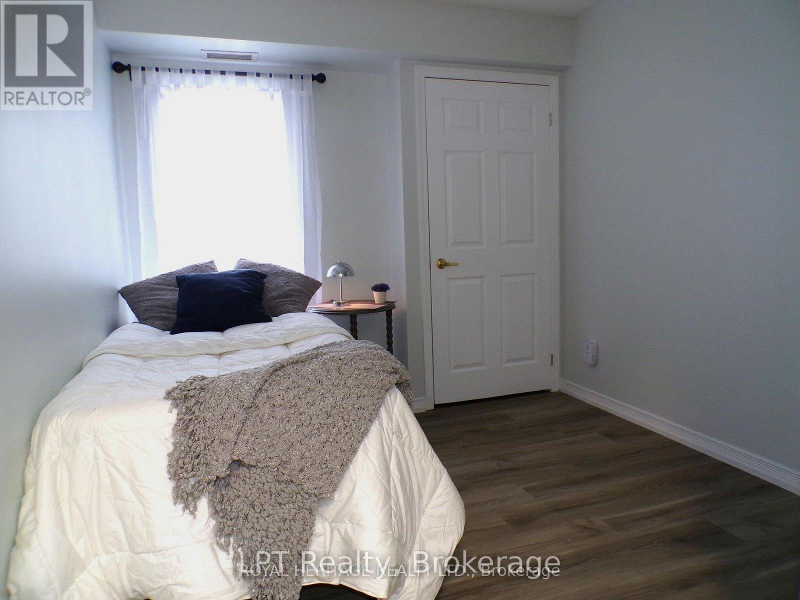 106 - 94 Aspen Springs Drive, Clarington, Ontario  L1C 5N4 - Photo 6 - E12925098