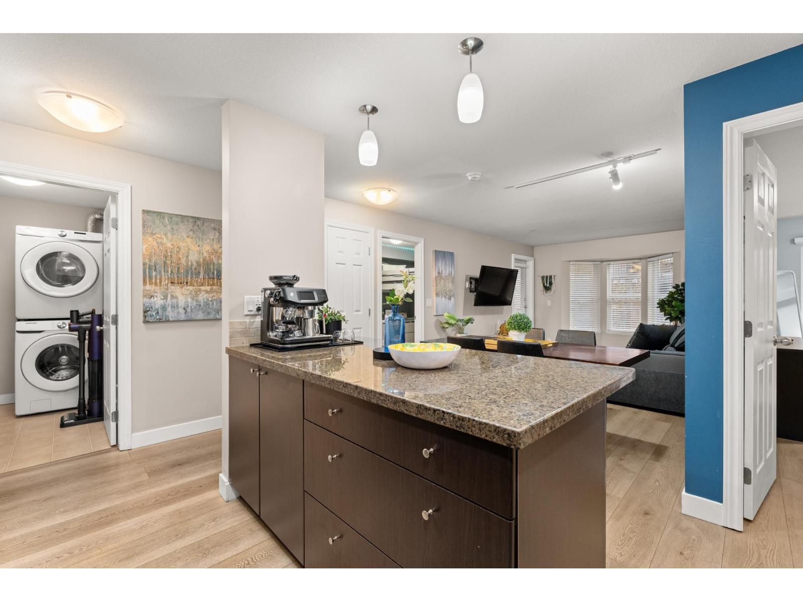 204 5454 198 Street, Langley, British Columbia  V3A 1G2 - Photo 1 - R3093045