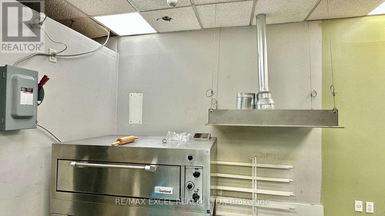 109 - 2425 Eglinton Avenue E, Toronto, Ontario  M1K 5G8 - Photo 2 - E12932620