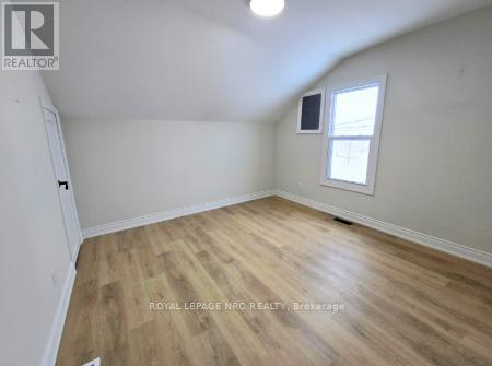 Unit 2 - 129 Durham Street, Port Colborne, Ontario  L3K 1E1 - Photo 3 - X12932630