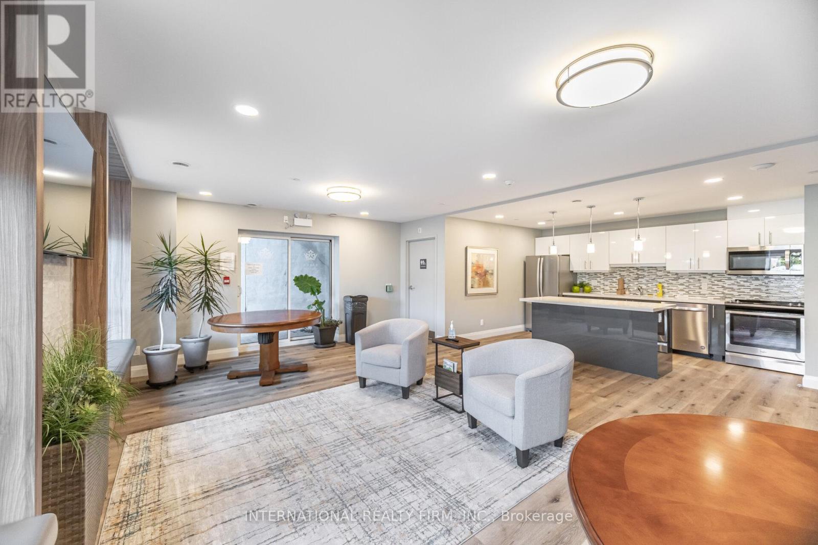 211 - 399 Queen Street S, Kitchener, Ontario N2G 0C4 - Photo 22 - X12932616