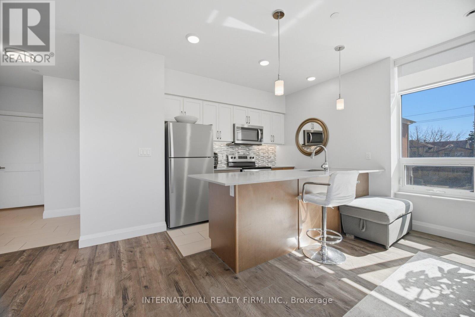 211 - 399 Queen Street S, Kitchener, Ontario N2G 0C4 - Photo 6 - X12932616