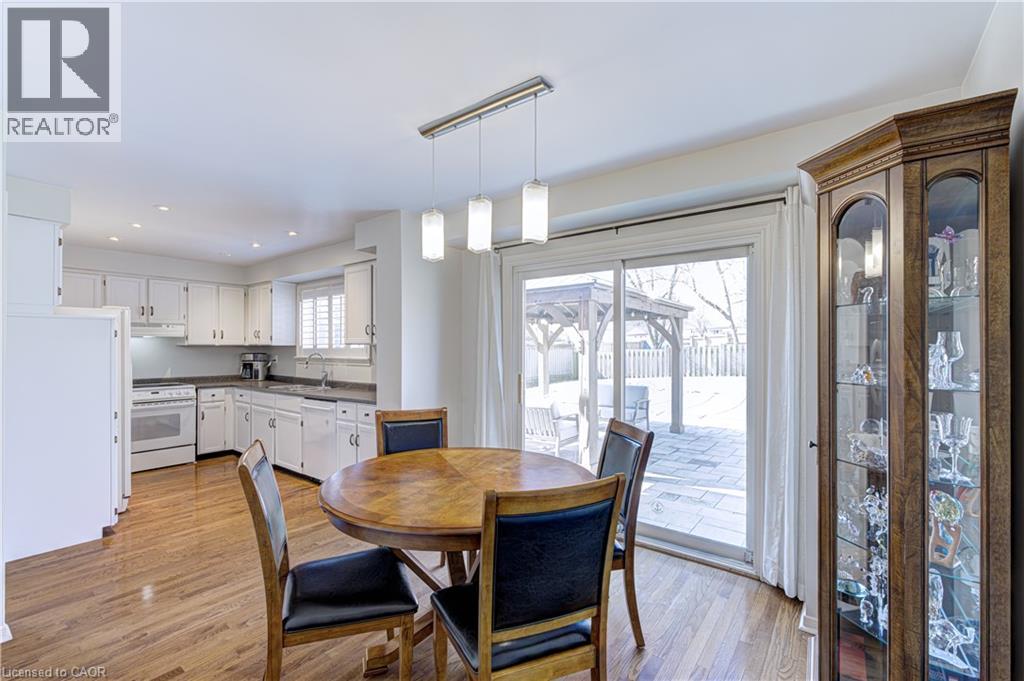 2325 Montgomery Drive, Burlington, Ontario  L7P 4J9 - Photo 16 - 40815838