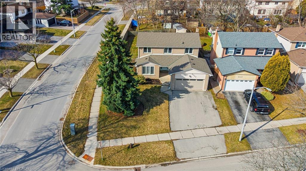 2325 Montgomery Drive, Burlington, Ontario  L7P 4J9 - Photo 45 - 40815838