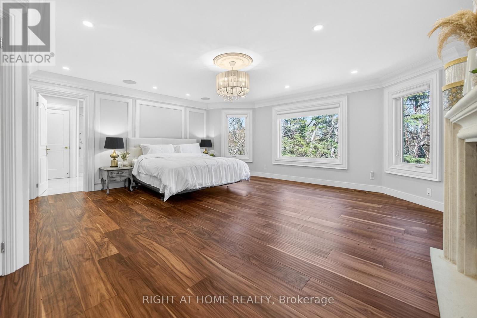 661 Wellington Street W, Aurora, Ontario  L4G 6J7 - Photo 25 - N12931326