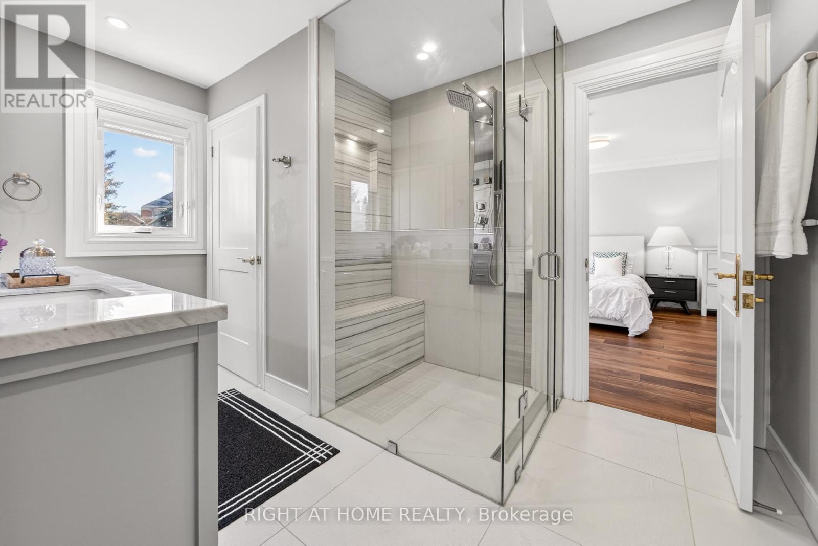 661 Wellington Street W, Aurora, Ontario  L4G 6J7 - Photo 30 - N12931326