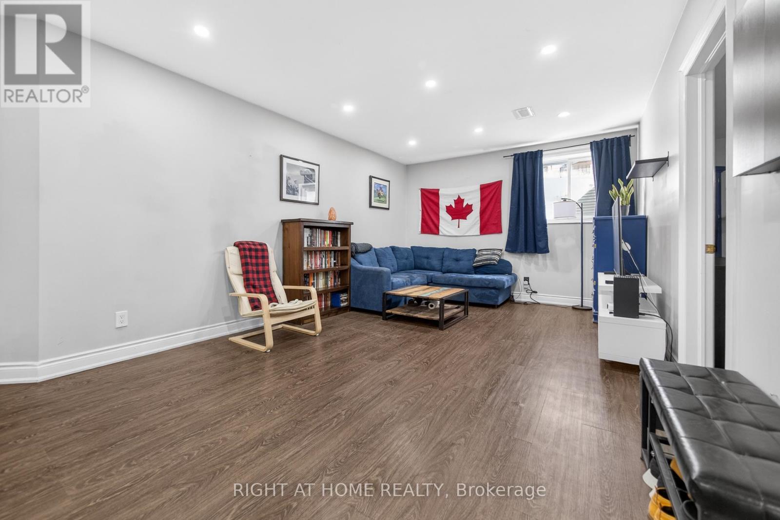 661 Wellington Street W, Aurora, Ontario  L4G 6J7 - Photo 38 - N12931326