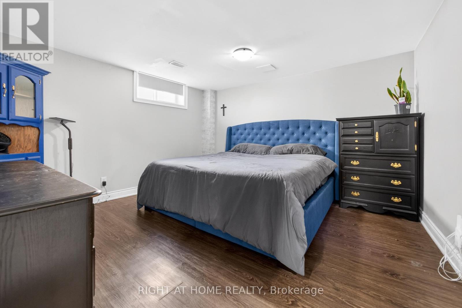 661 Wellington Street W, Aurora, Ontario  L4G 6J7 - Photo 41 - N12931326