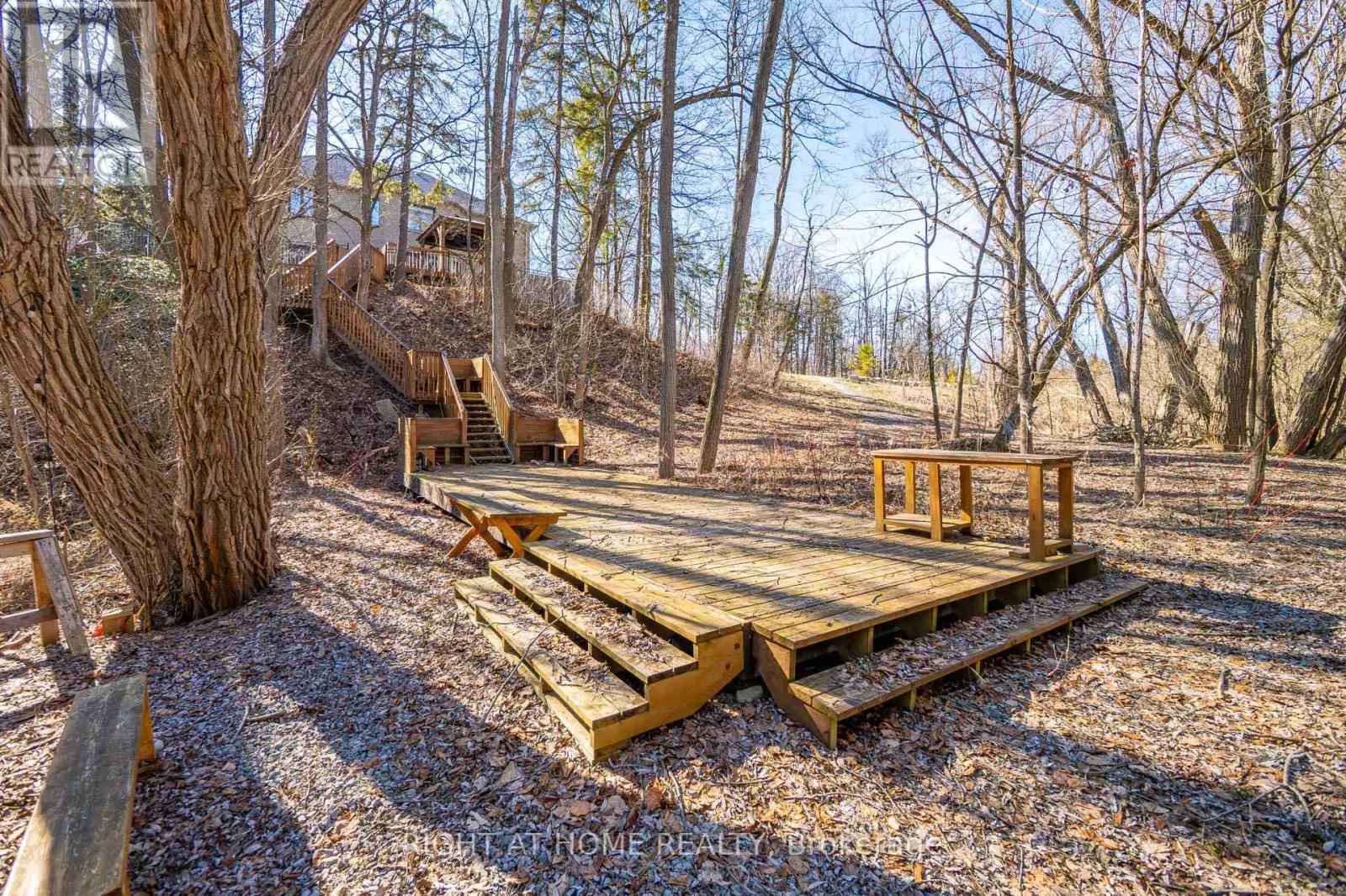 661 Wellington Street W, Aurora, Ontario  L4G 6J7 - Photo 45 - N12931326