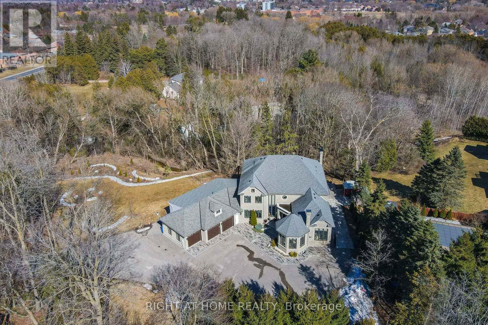 661 Wellington Street W, Aurora, Ontario  L4G 6J7 - Photo 48 - N12931326