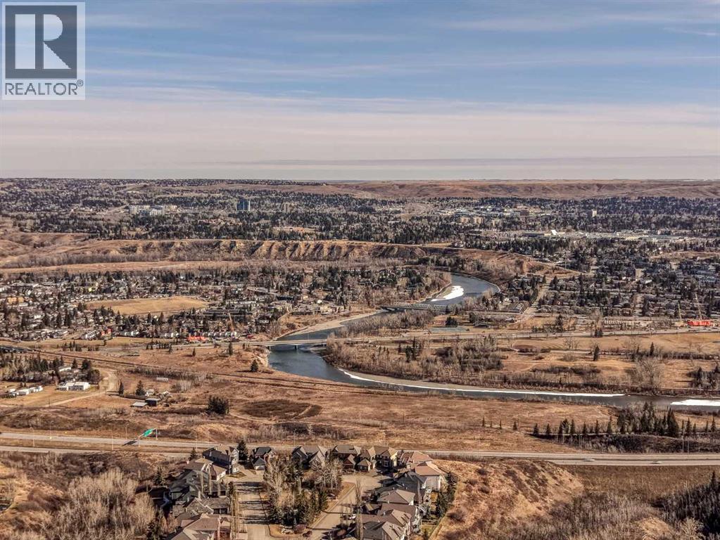 108, 15 Cougar Ridge Landing Sw, Calgary, Alberta  T3H 6C3 - Photo 5 - A2296193