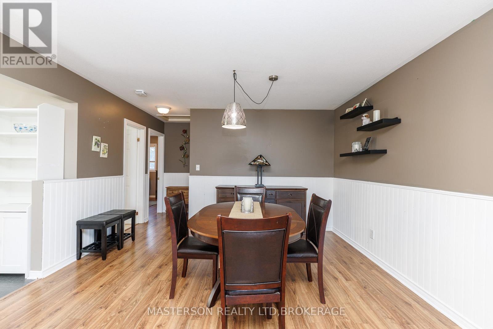 17 Lorne Street, St. Catharines, Ontario  L2P 3C6 - Photo 5 - X12932644