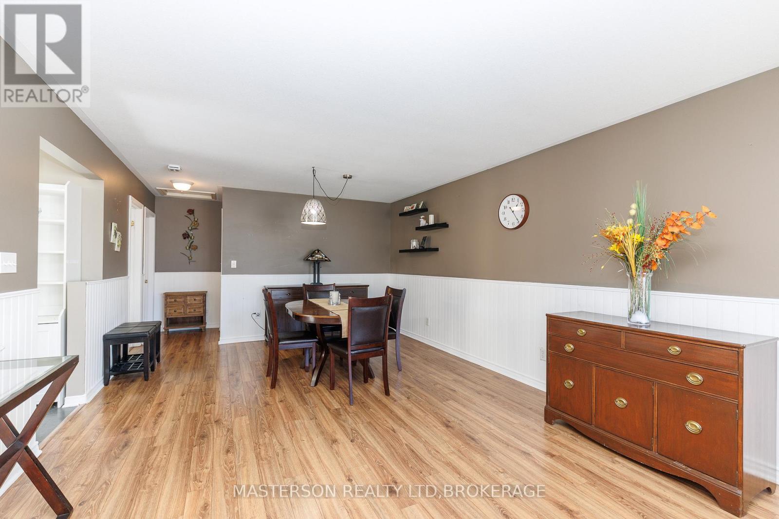 17 Lorne Street, St. Catharines, Ontario  L2P 3C6 - Photo 7 - X12932644