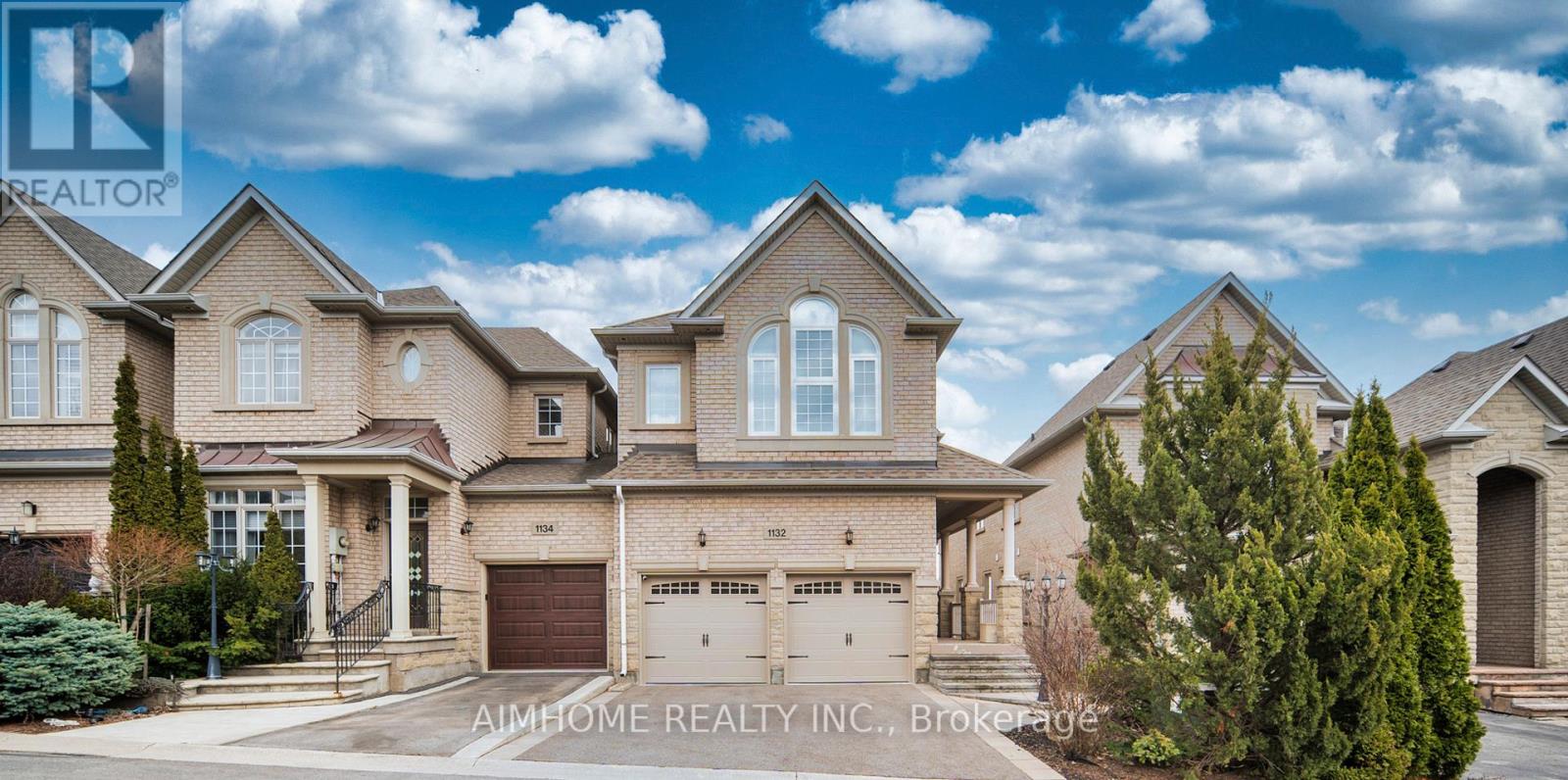 1132 WOODINGTON LANE, Oakville, Ontario