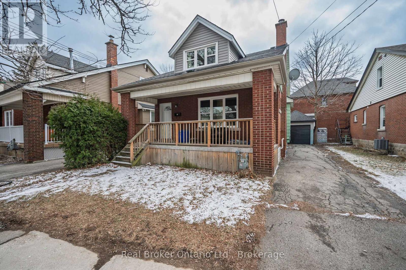 43 Sterling Street, Hamilton, Ontario  L8S 4H6 - Photo 2 - X12932668