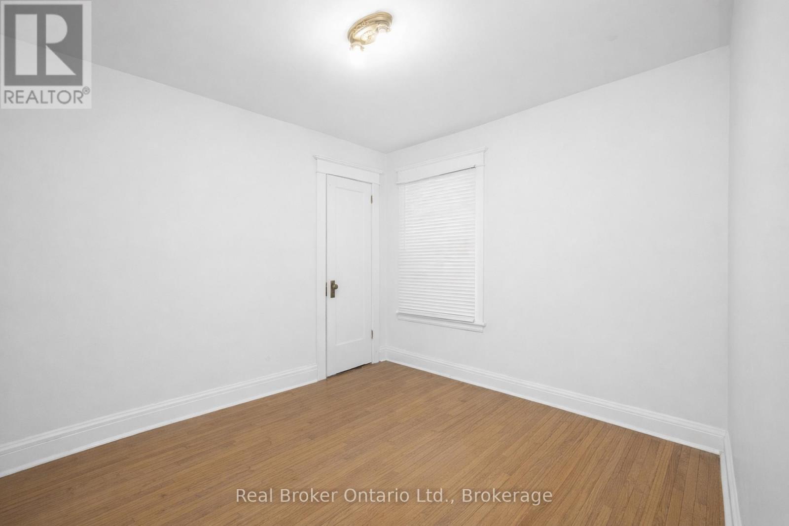 43 Sterling Street, Hamilton, Ontario  L8S 4H6 - Photo 22 - X12932668