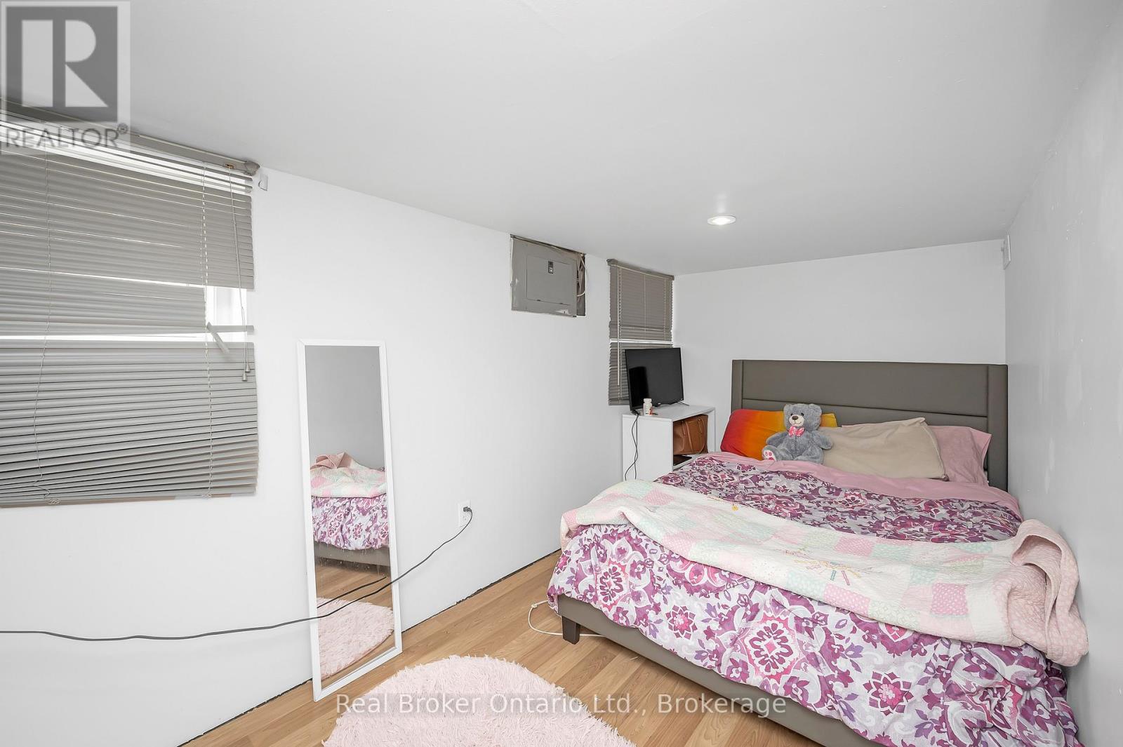 43 Sterling Street, Hamilton, Ontario  L8S 4H6 - Photo 25 - X12932668