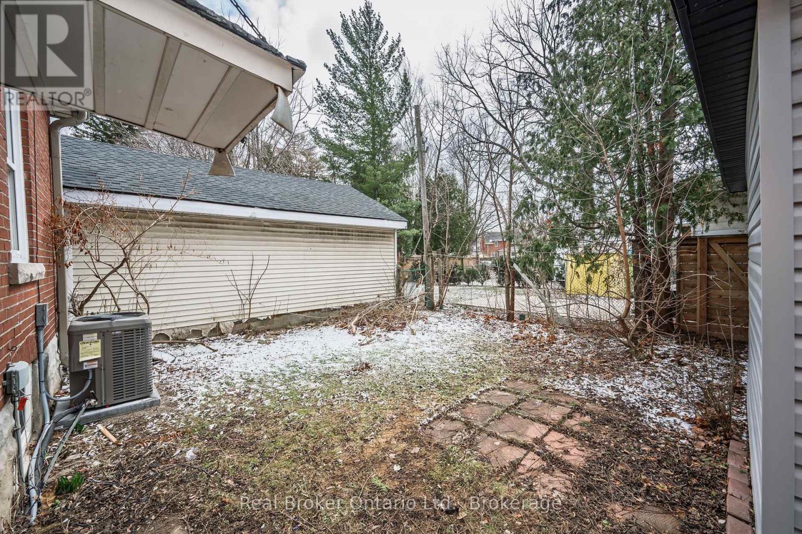 43 Sterling Street, Hamilton, Ontario  L8S 4H6 - Photo 33 - X12932668