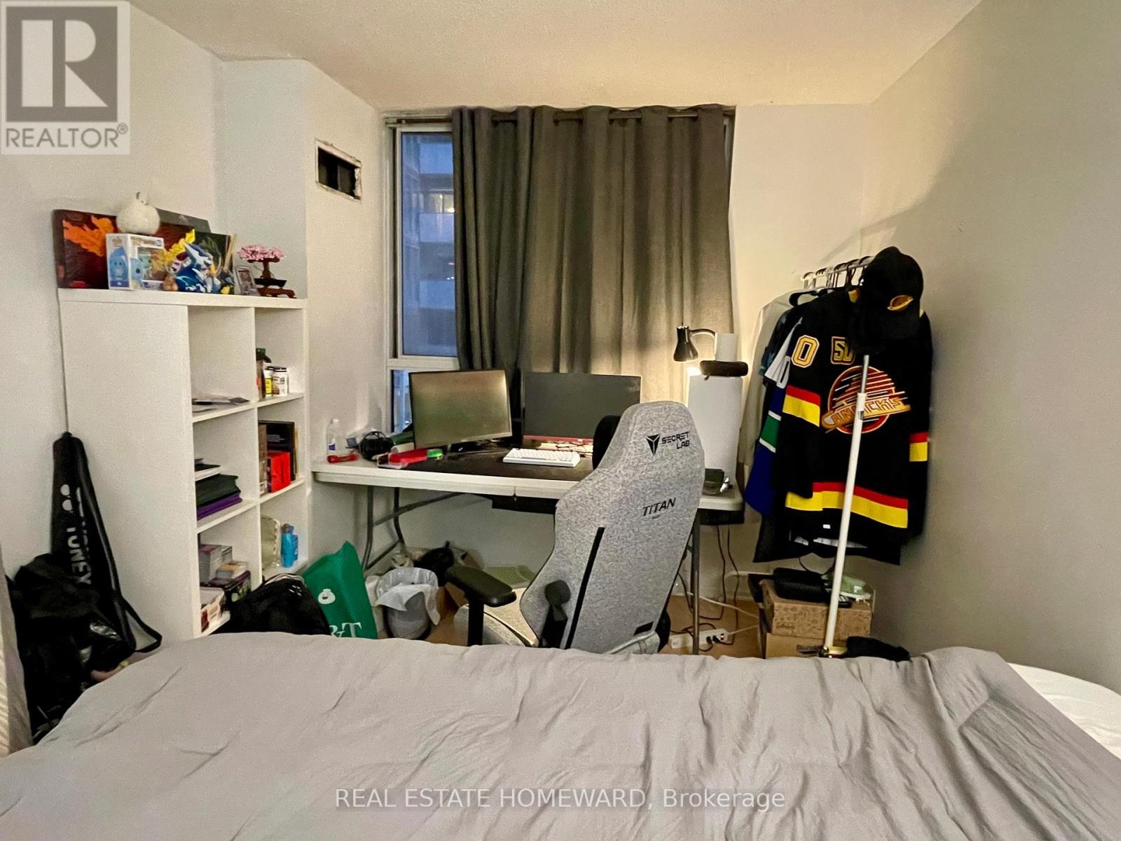 812 - 711 Bay Street, Toronto, Ontario  M5G 2J8 - Photo 22 - C12862436