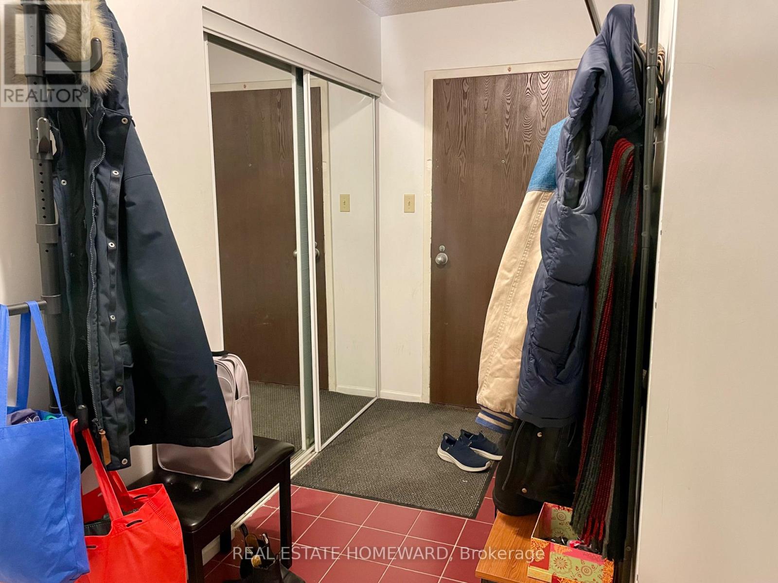 812 - 711 Bay Street, Toronto, Ontario  M5G 2J8 - Photo 29 - C12862436