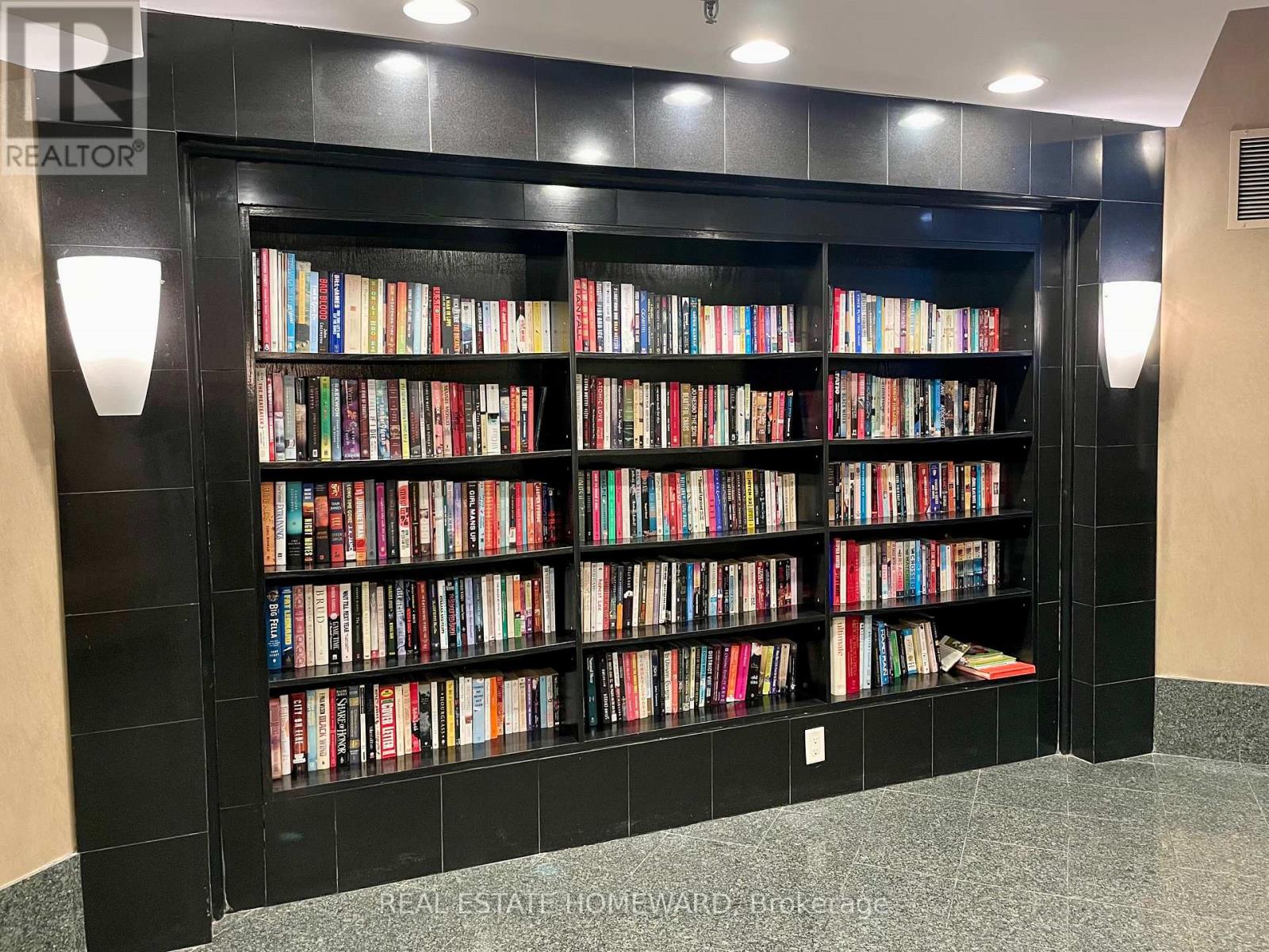 812 - 711 Bay Street, Toronto, Ontario  M5G 2J8 - Photo 40 - C12862436