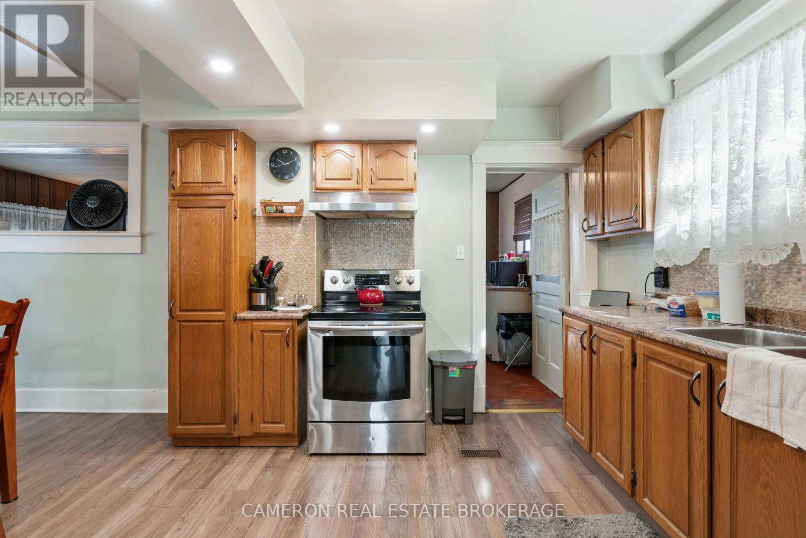 217 First Street E, Cornwall, Ontario  K6H 1K9 - Photo 10 - X12932684