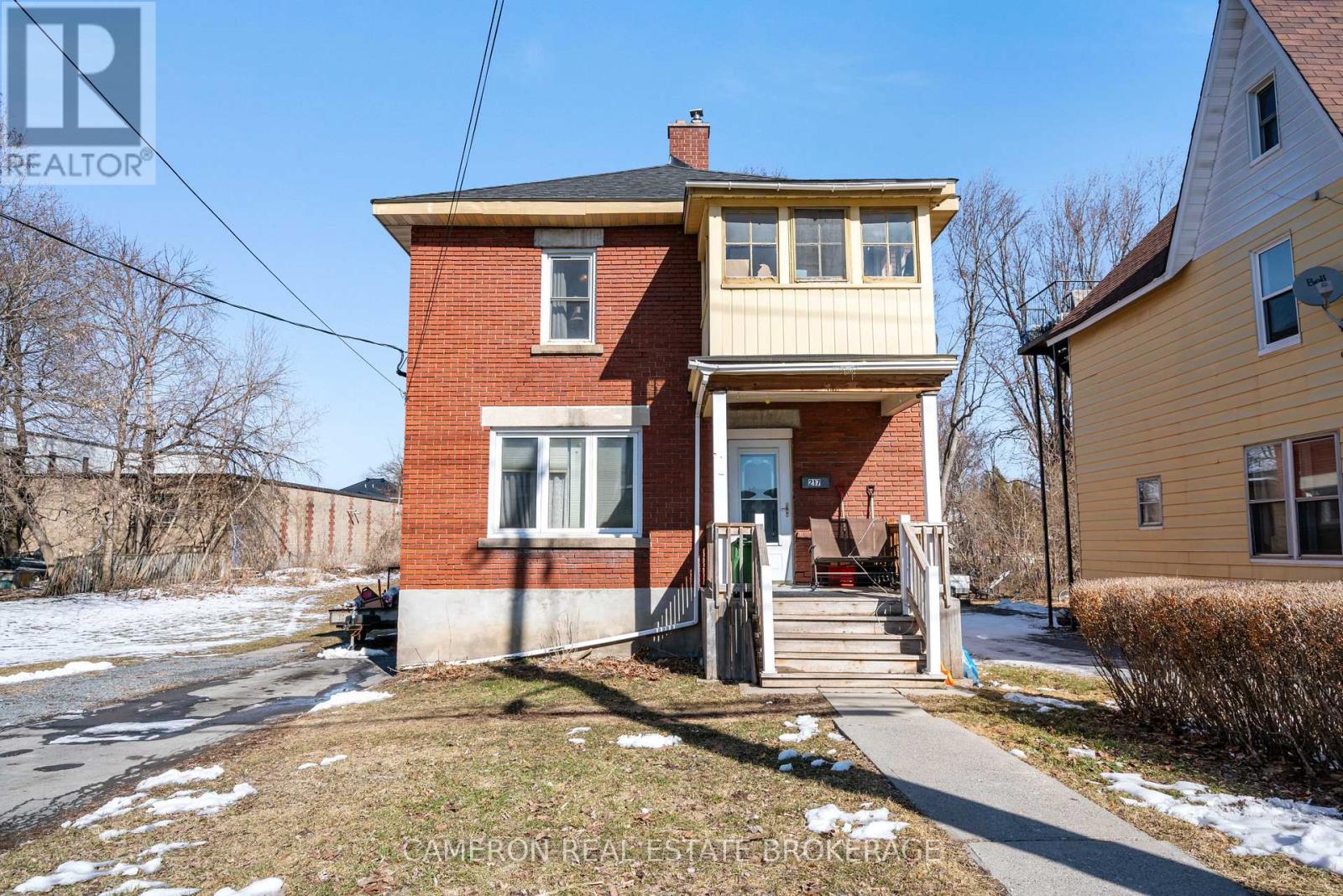 217 First Street E, Cornwall, Ontario  K6H 1K9 - Photo 2 - X12932684