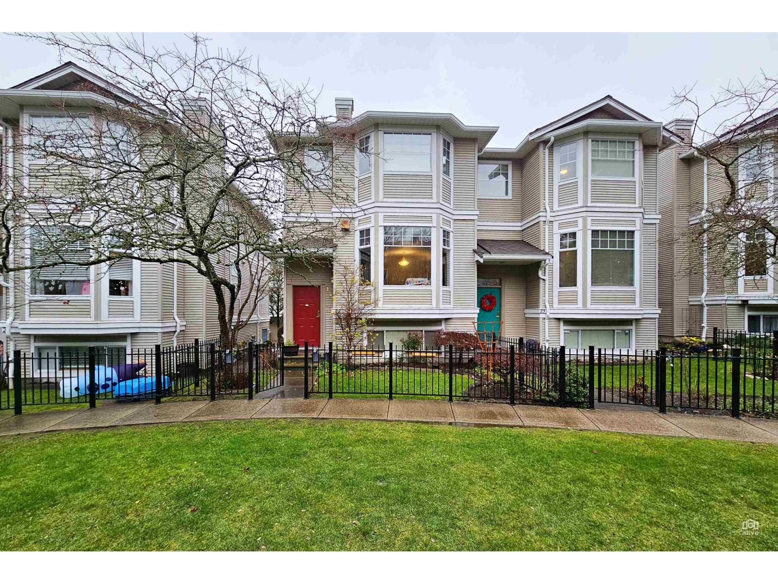 22 6518 121 STREET, Surrey, British Columbia