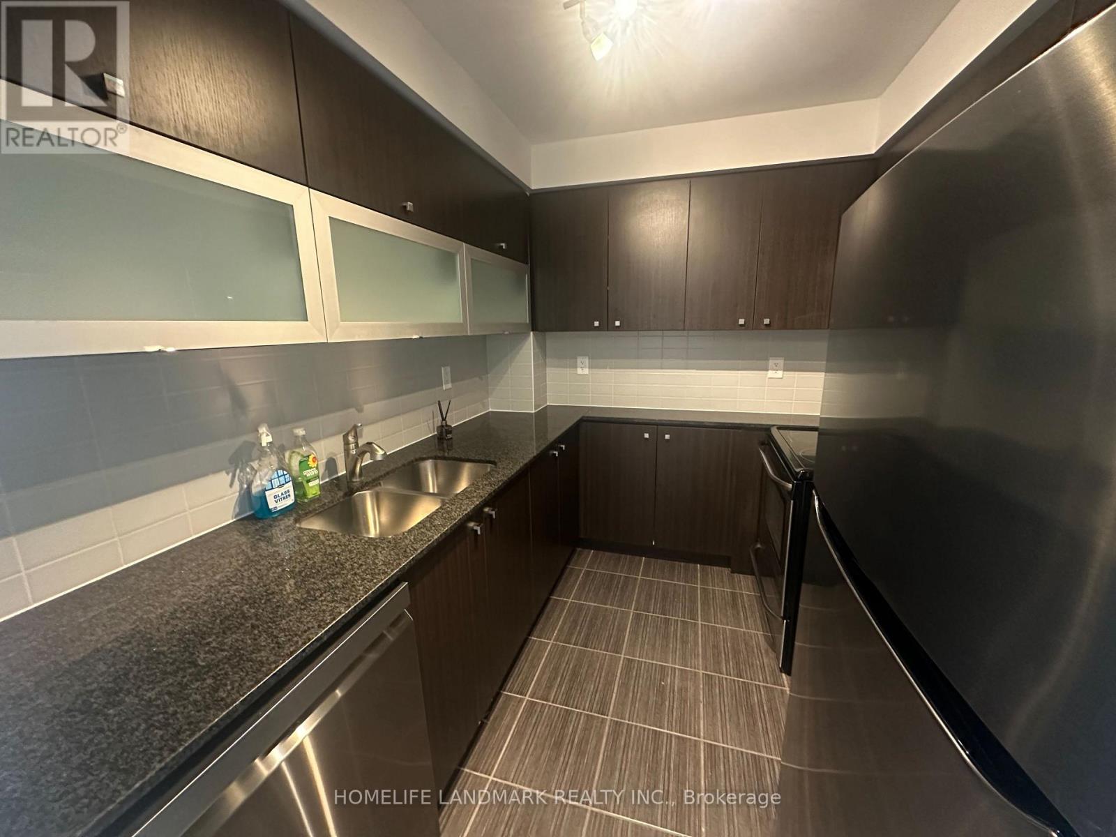 1206 - 2015 Sheppard Avenue E, Toronto, Ontario M2J 0B3 - Photo 13 - C12932676