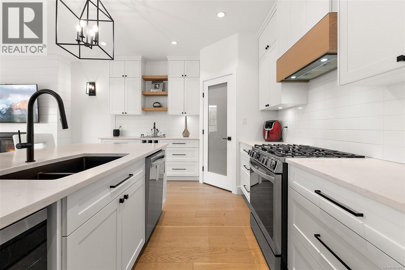 1583 Rondeault Rd, Cowichan Bay, British Columbia  V0R 1N1 - Photo 4 - 1029851