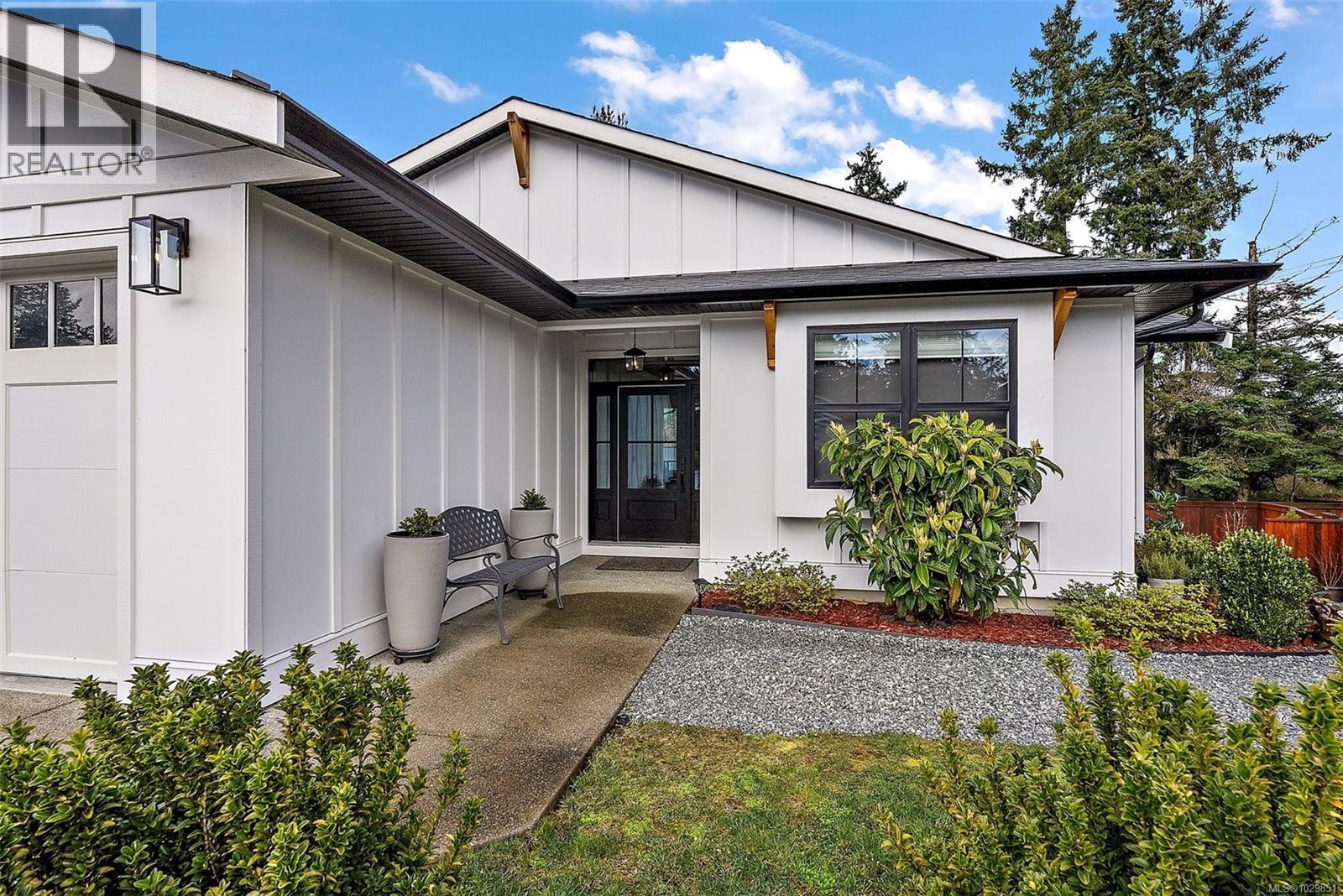 1583 Rondeault Rd, Cowichan Bay, British Columbia