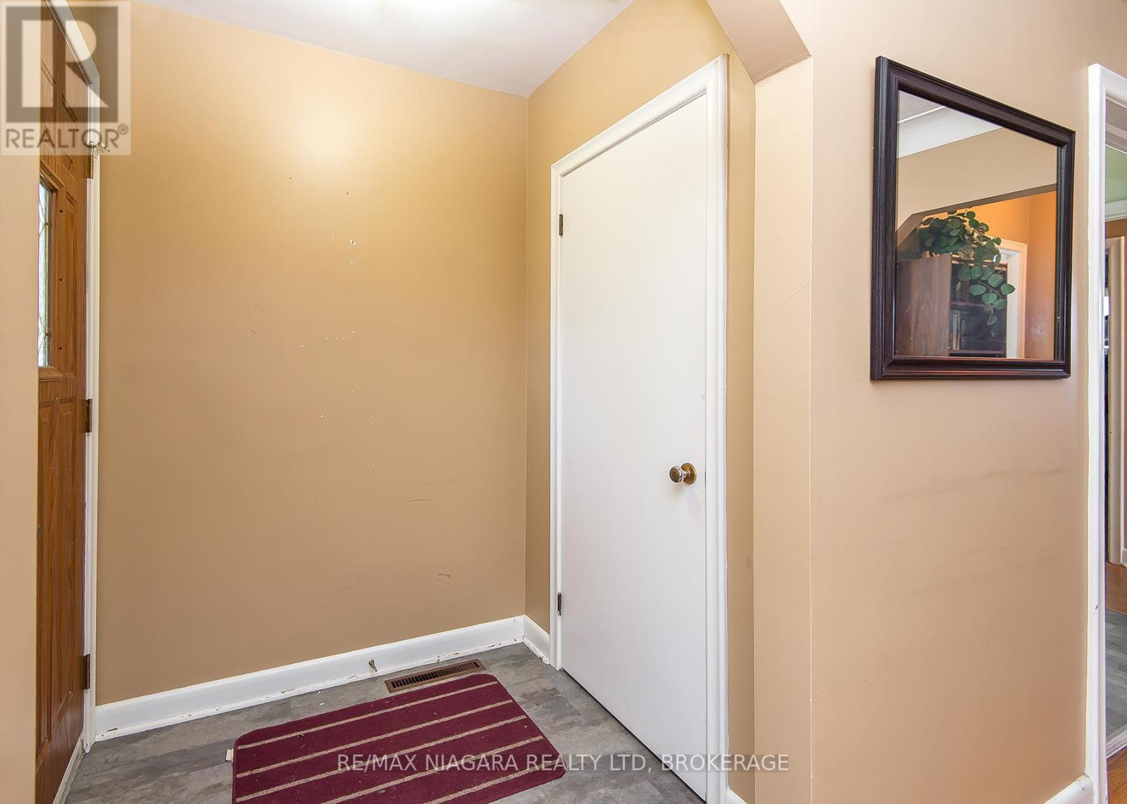 88 Golden Boulevard E, Welland, Ontario  L3B 1H7 - Photo 19 - X12932654