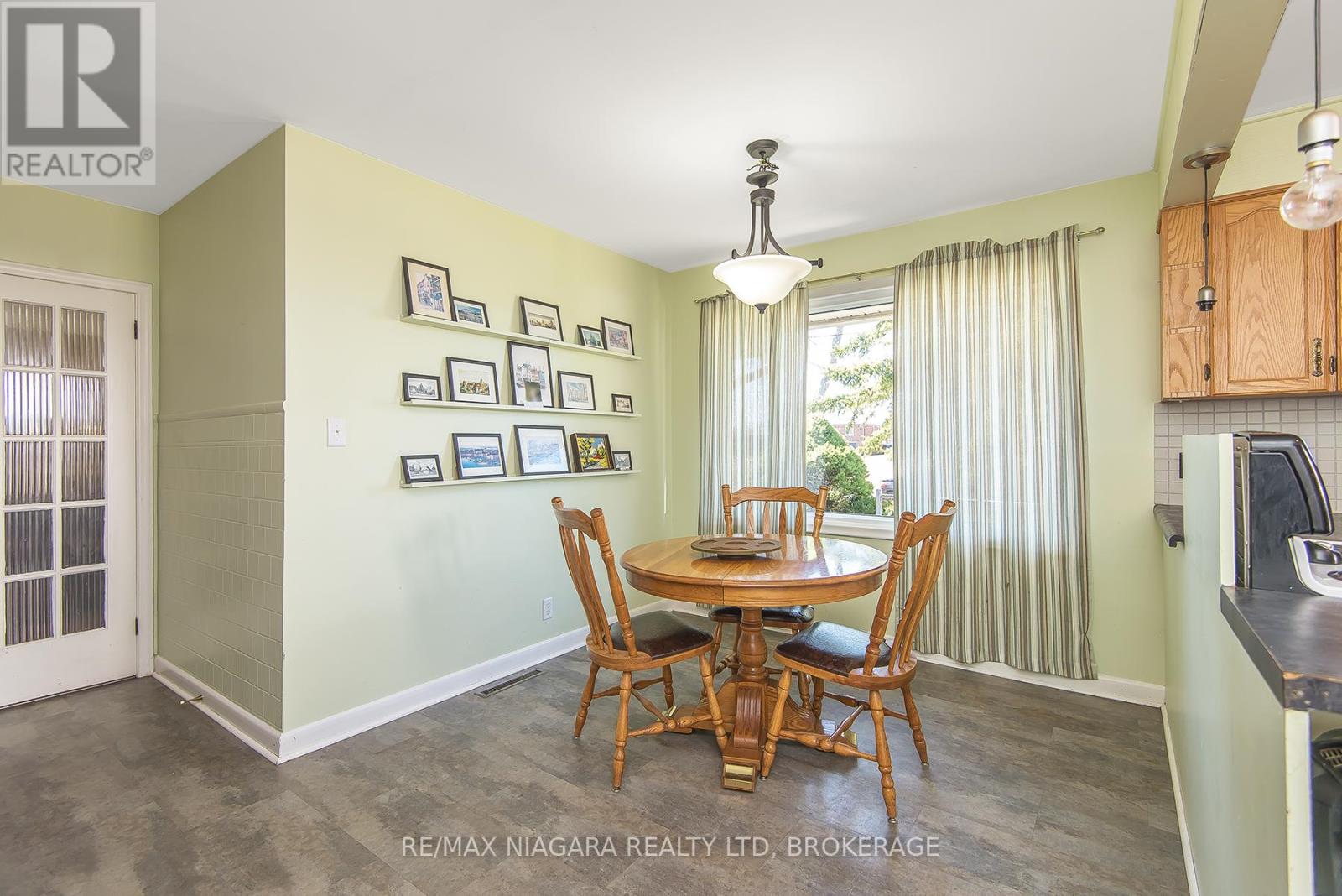 88 Golden Boulevard E, Welland, Ontario  L3B 1H7 - Photo 23 - X12932654