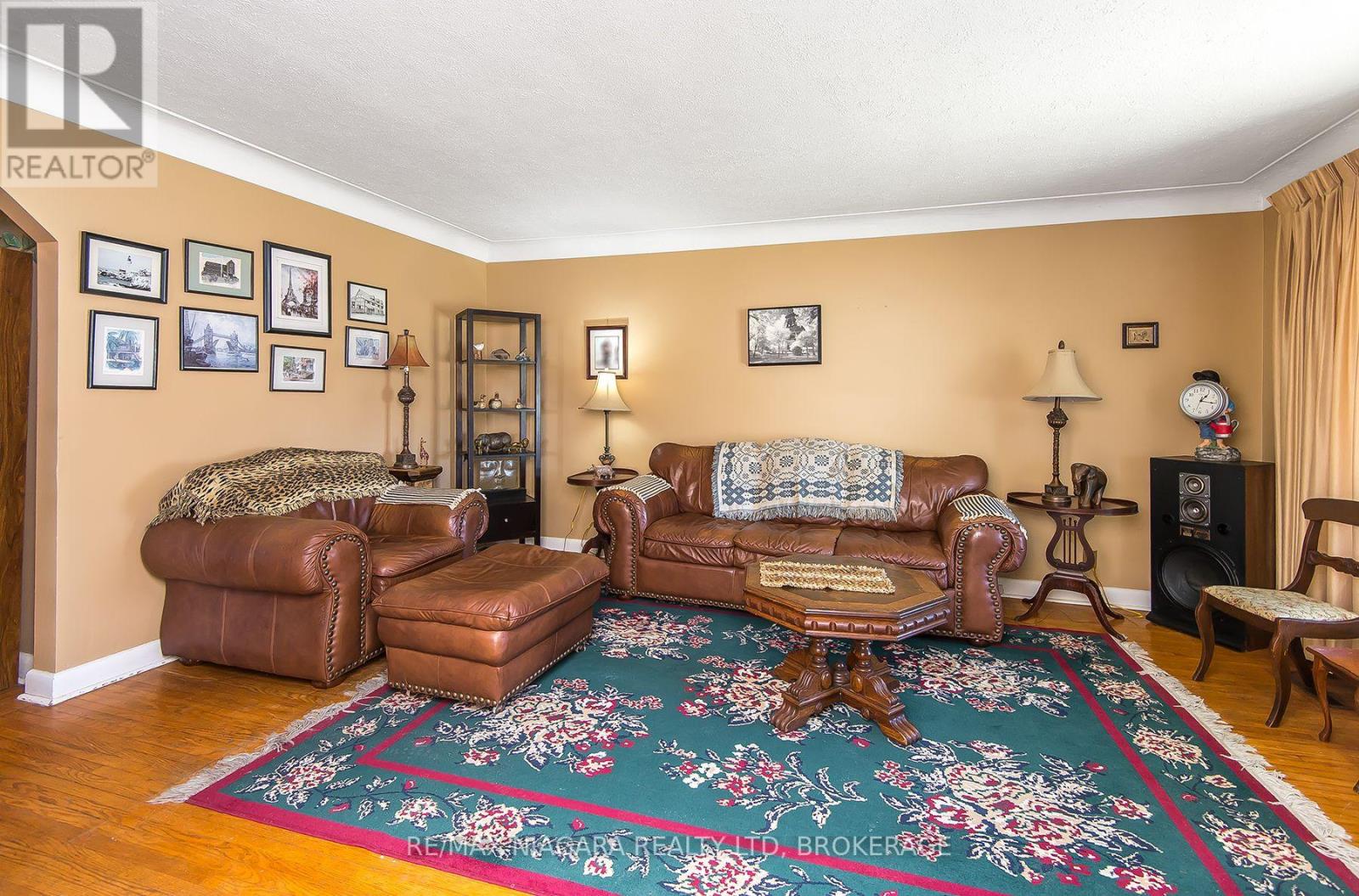 88 Golden Boulevard E, Welland, Ontario  L3B 1H7 - Photo 8 - X12932654