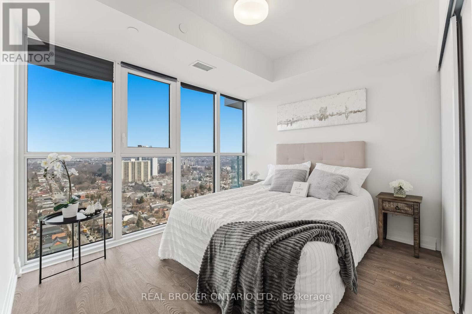 2602 - 286 Main Street, Toronto, Ontario  M4C 4X4 - Photo 21 - E12932674