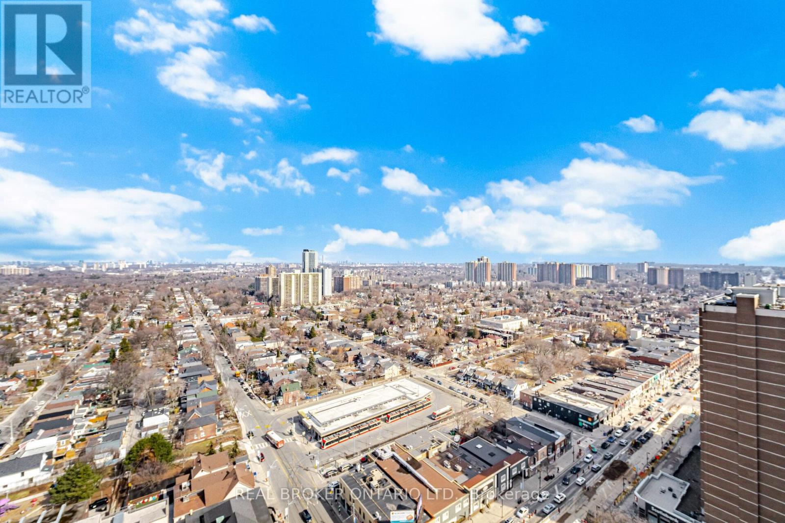 2602 - 286 Main Street, Toronto, Ontario  M4C 4X4 - Photo 25 - E12932674