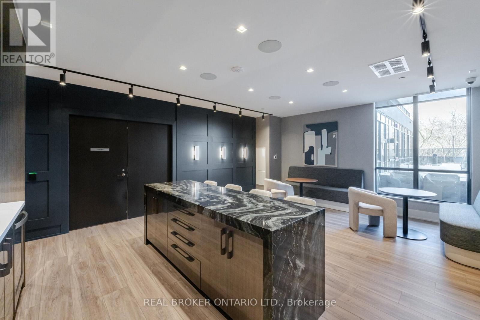 2602 - 286 Main Street, Toronto, Ontario  M4C 4X4 - Photo 34 - E12932674