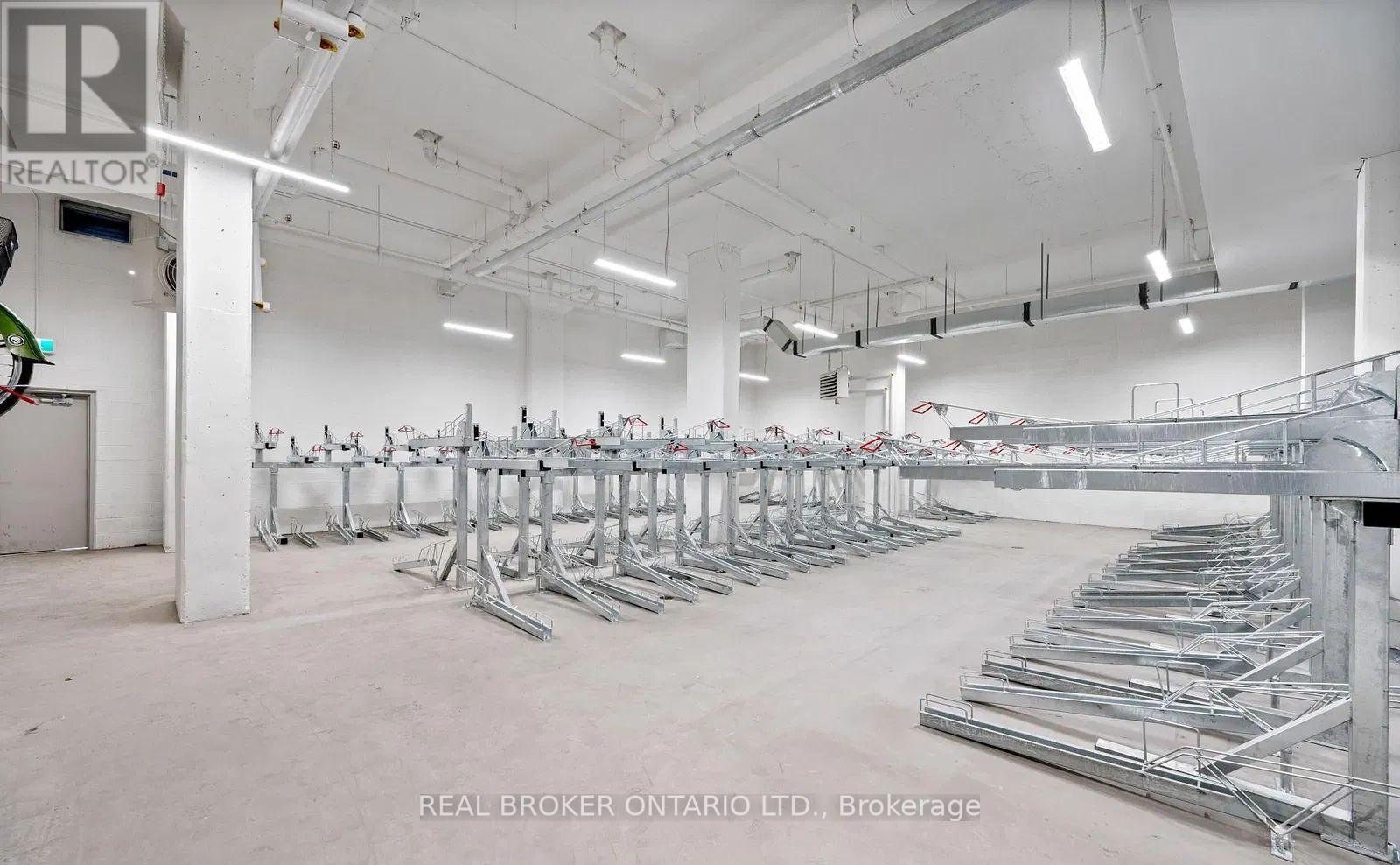 2602 - 286 Main Street, Toronto, Ontario  M4C 4X4 - Photo 50 - E12932674