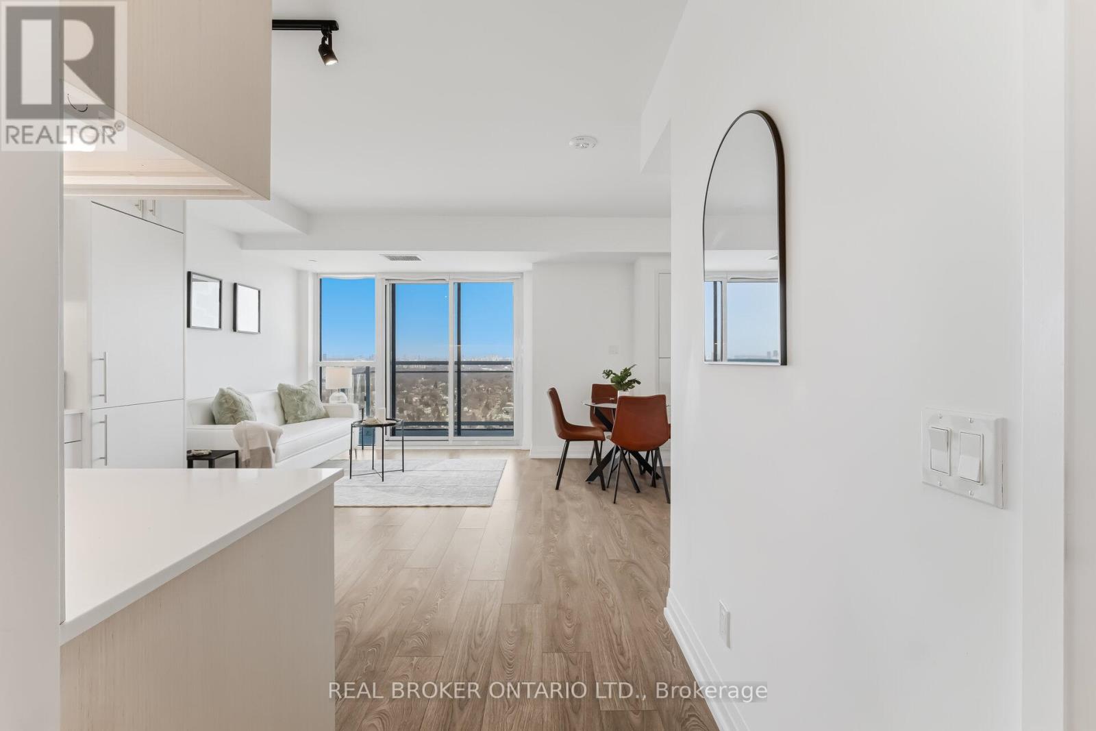 2602 - 286 Main Street, Toronto, Ontario  M4C 4X4 - Photo 8 - E12932674