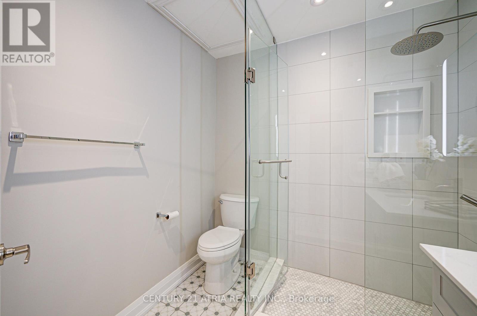 190 Romfield Circuit, Markham, Ontario  L3T 3J1 - Photo 23 - N12690090