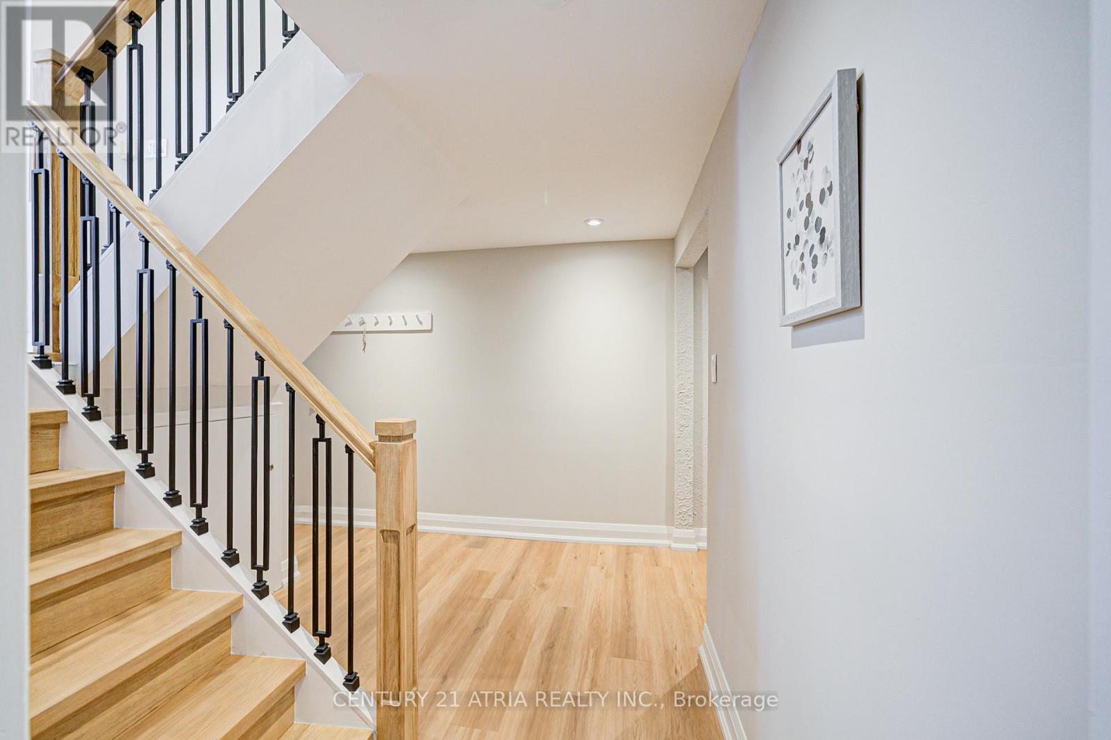 190 Romfield Circuit, Markham, Ontario  L3T 3J1 - Photo 27 - N12690090