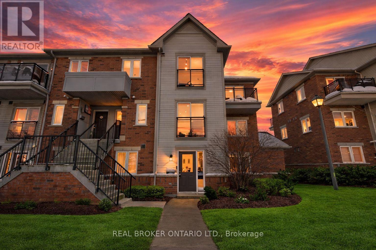 67 - 4620 GUILDWOOD WAY, Mississauga, Ontario