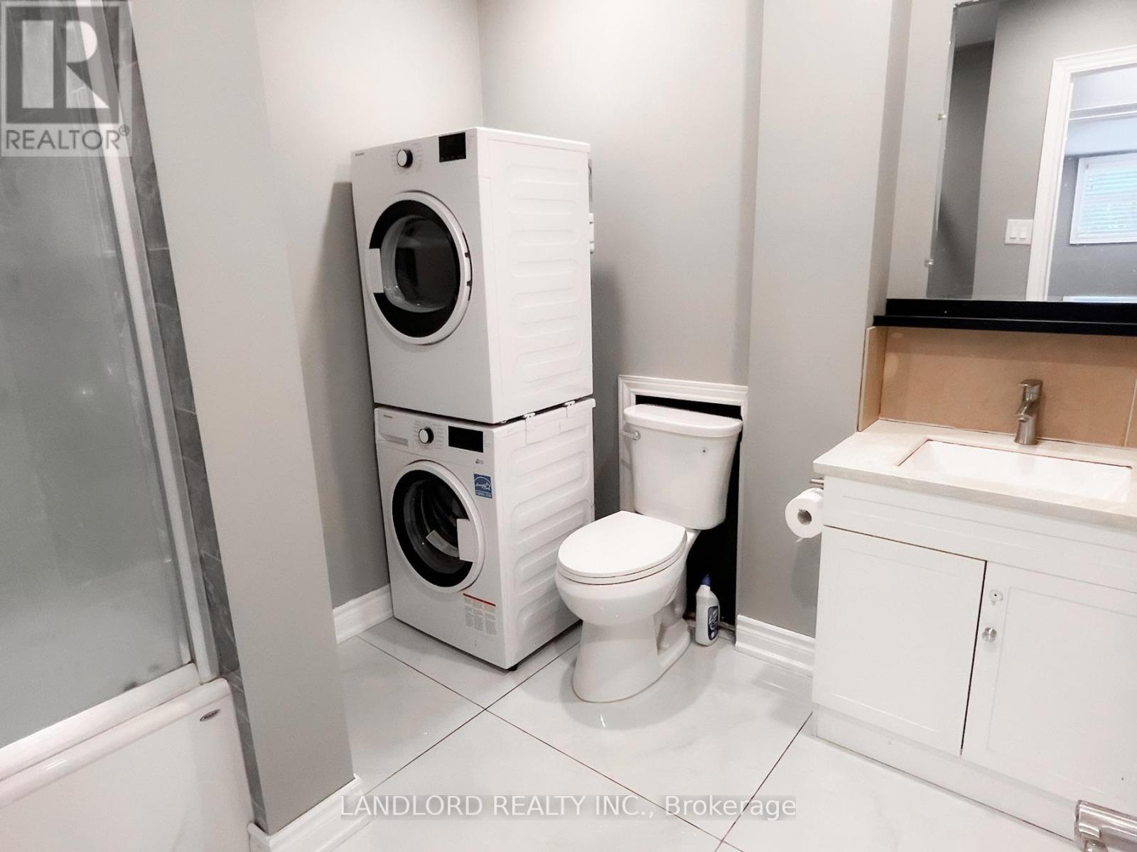 Main - 9 Albright Avenue, Toronto, Ontario  M8W 1W9 - Photo 15 - W12932660