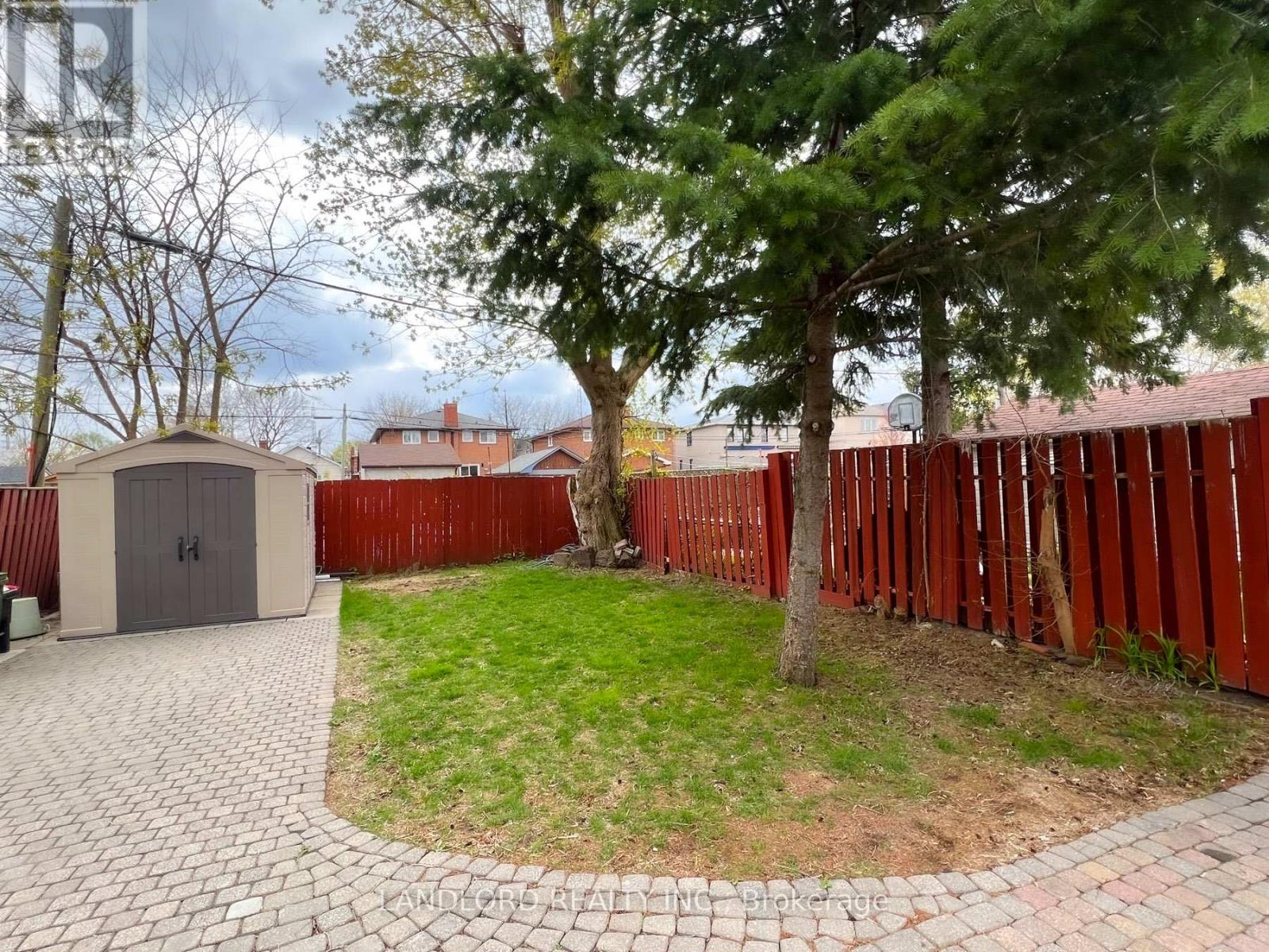 Main - 9 Albright Avenue, Toronto, Ontario  M8W 1W9 - Photo 17 - W12932660