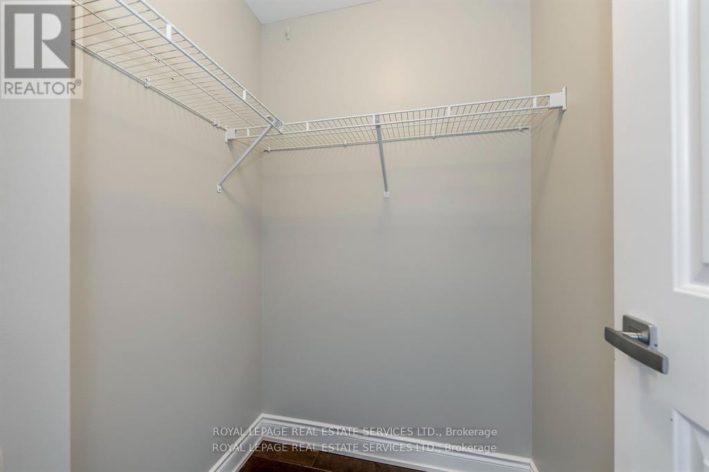 808 - 3500 Lakeshore Road W, Oakville, Ontario  L6L 0B4 - Photo 22 - W12932678