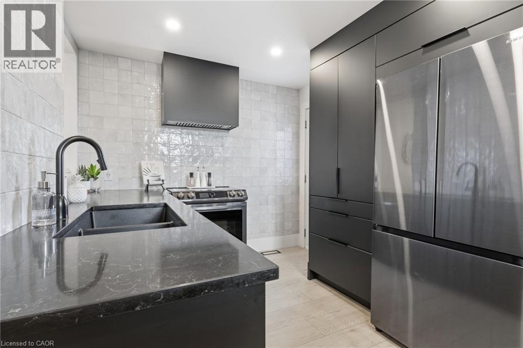 109 Grosvenor Avenue N, Hamilton, Ontario  L8L 7S5 - Photo 10 - 40813389