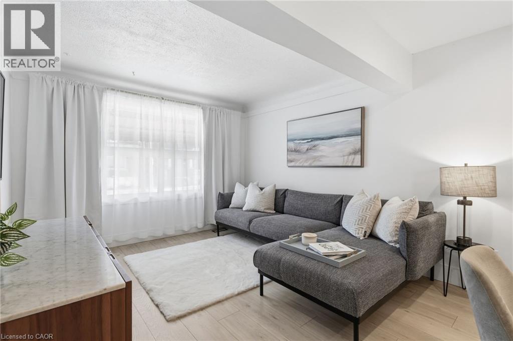 109 Grosvenor Avenue N, Hamilton, Ontario  L8L 7S5 - Photo 6 - 40813389