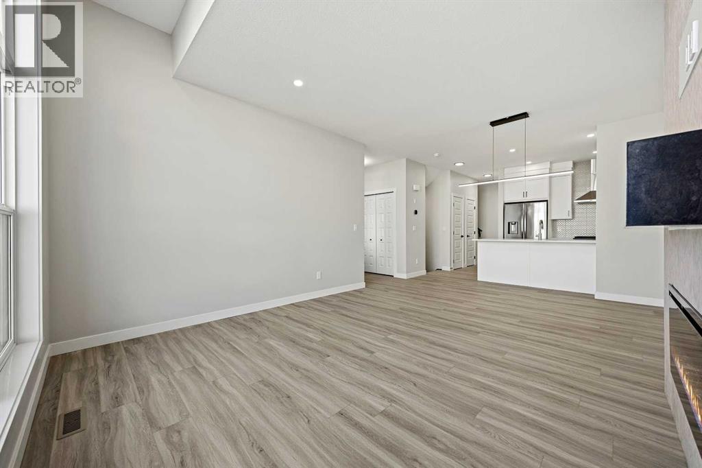 1047 Bayview Crescent, Airdrie, Alberta  T4B 5N5 - Photo 5 - A2296198