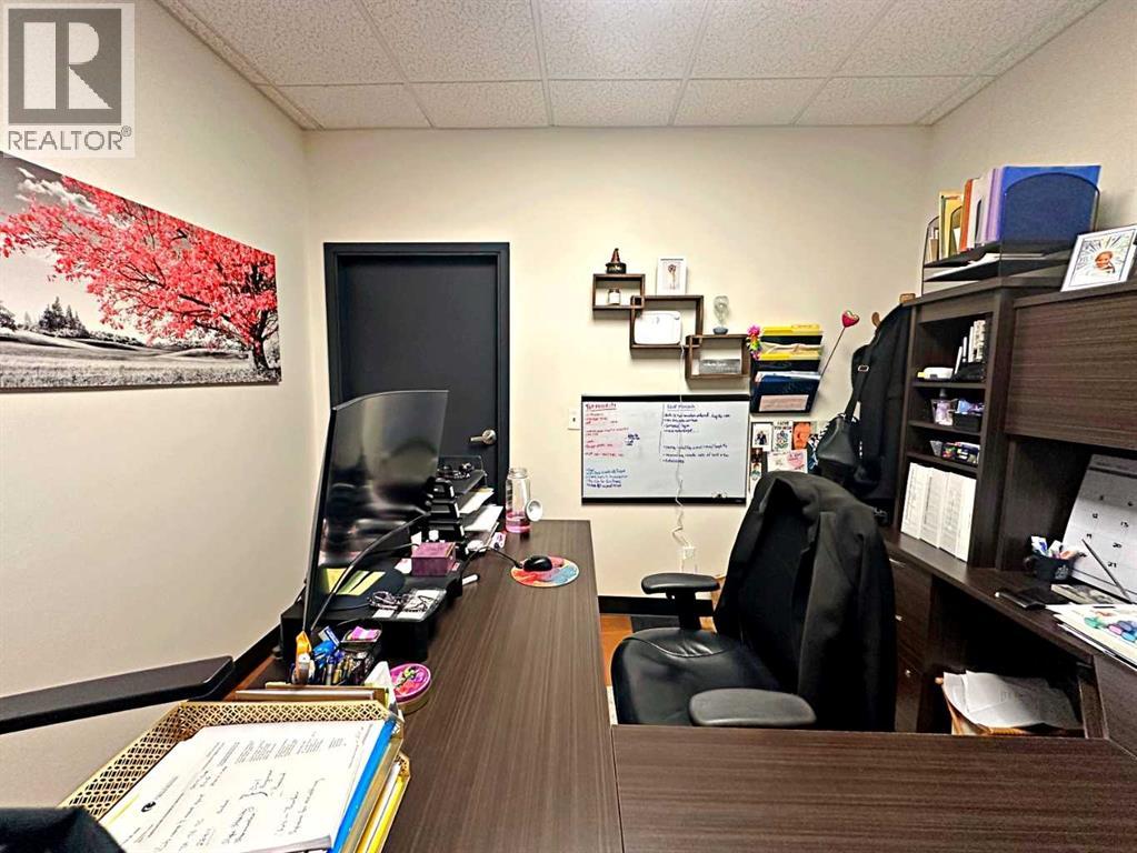 105, 9904 Franklin Avenue, Fort Mcmurray, Alberta  T9H 2K5 - Photo 27 - A2274589